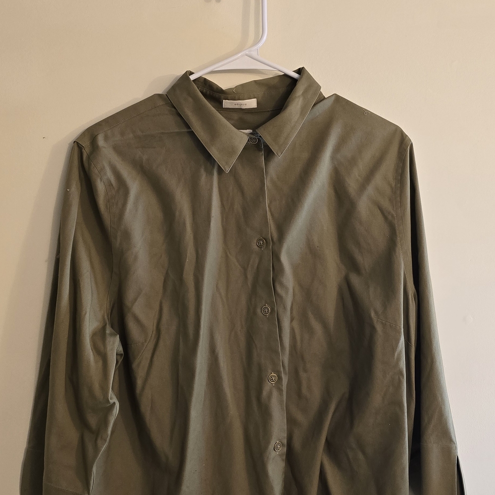 Chico's Sage Green Casual Button Down Shirt